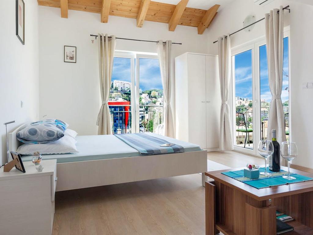 Astor Studio 2 Apartment *